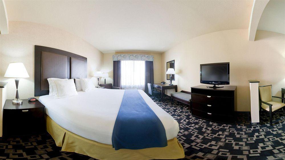 Holiday Inn Express & Suites Huntsville By Ihg Экстерьер фото