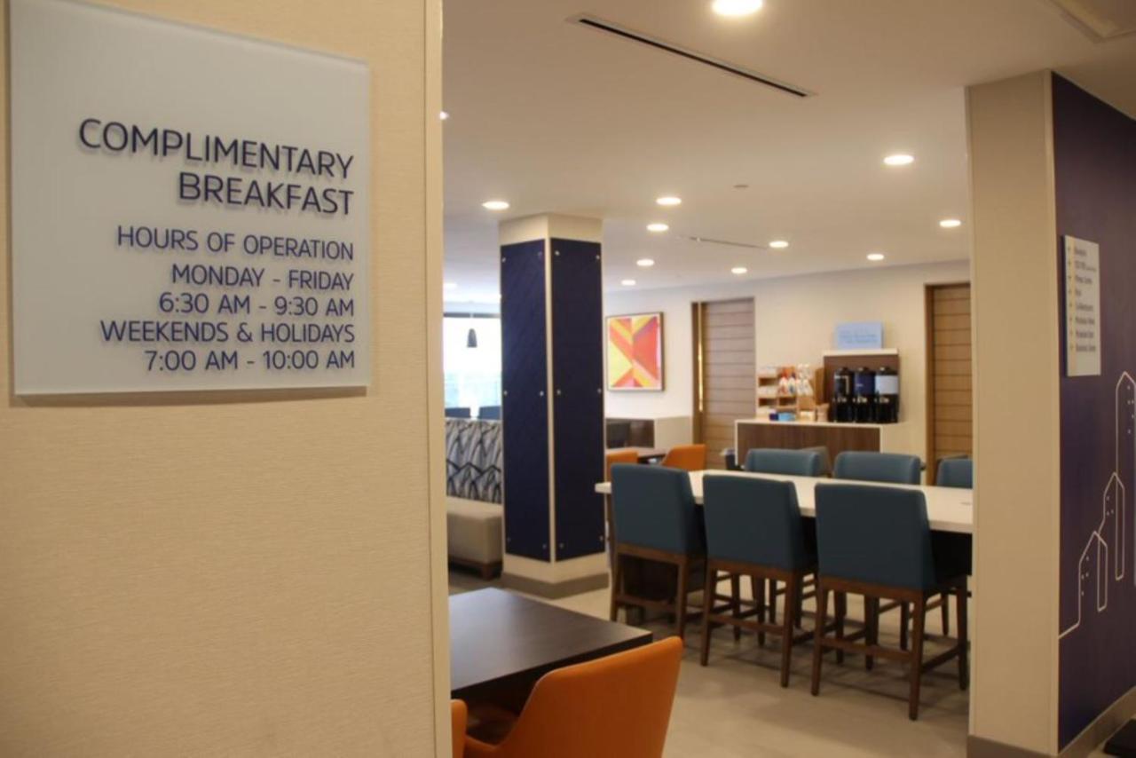 Holiday Inn Express & Suites Huntsville By Ihg Экстерьер фото