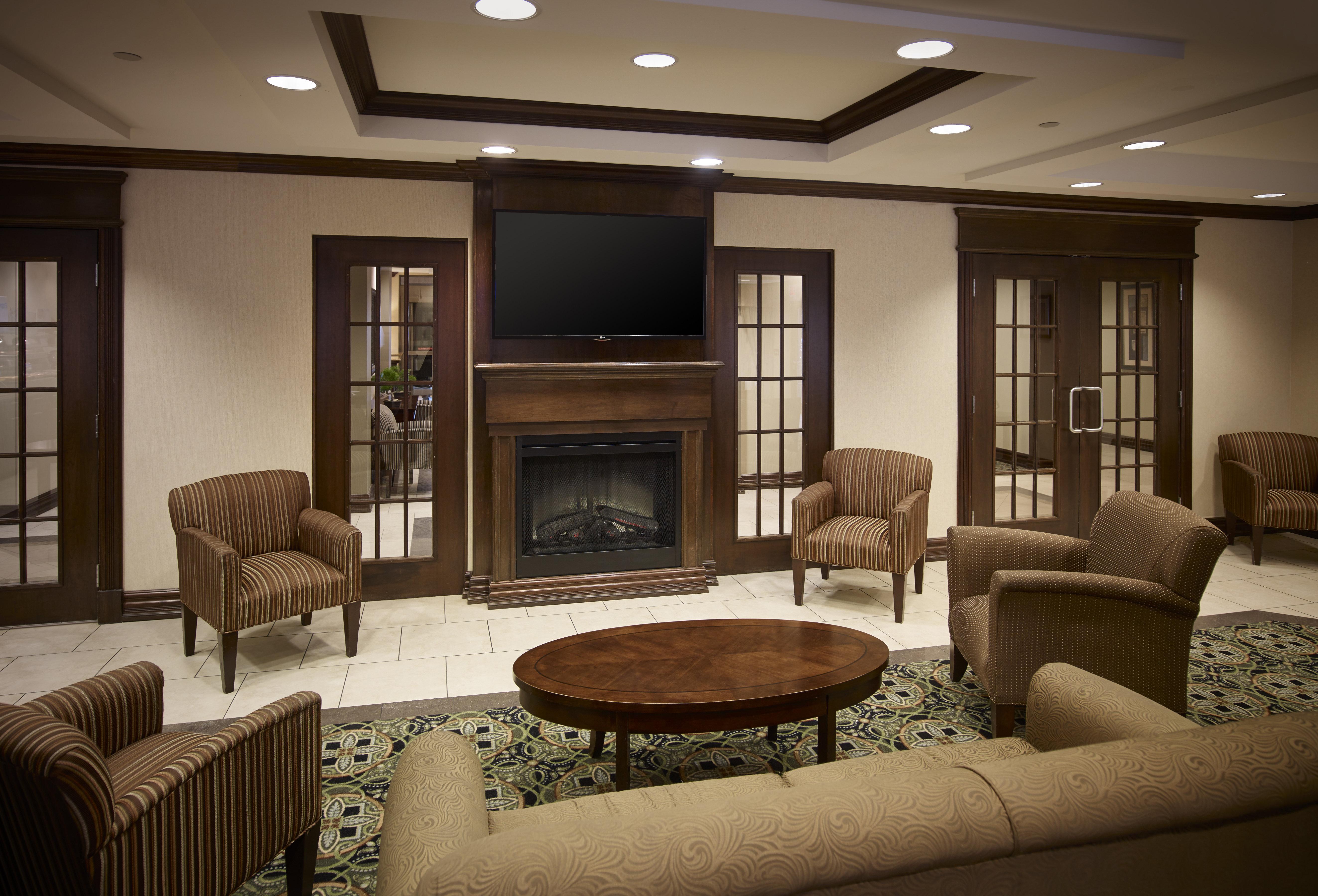 Holiday Inn Express & Suites Huntsville By Ihg Экстерьер фото