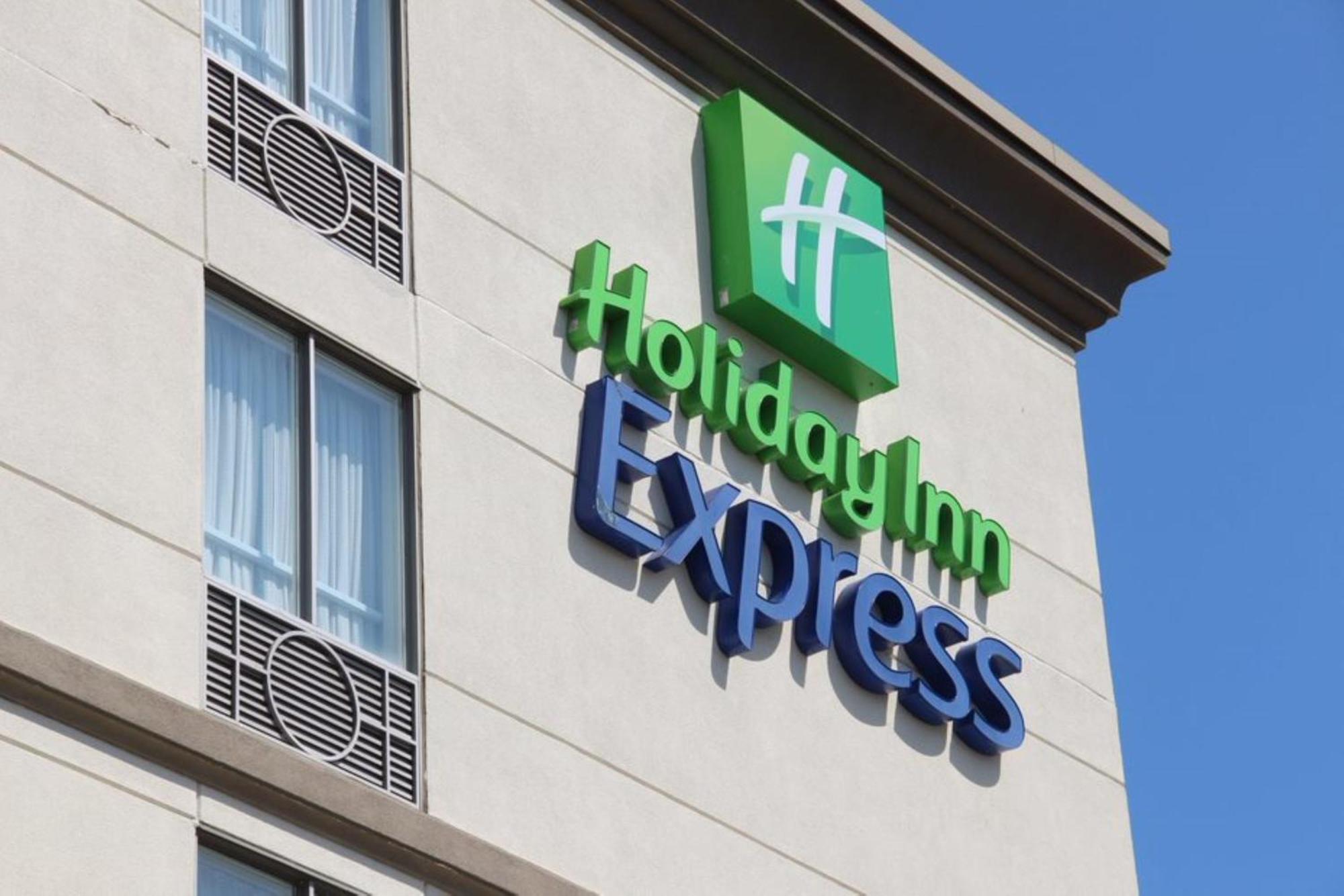 Holiday Inn Express & Suites Huntsville By Ihg Экстерьер фото