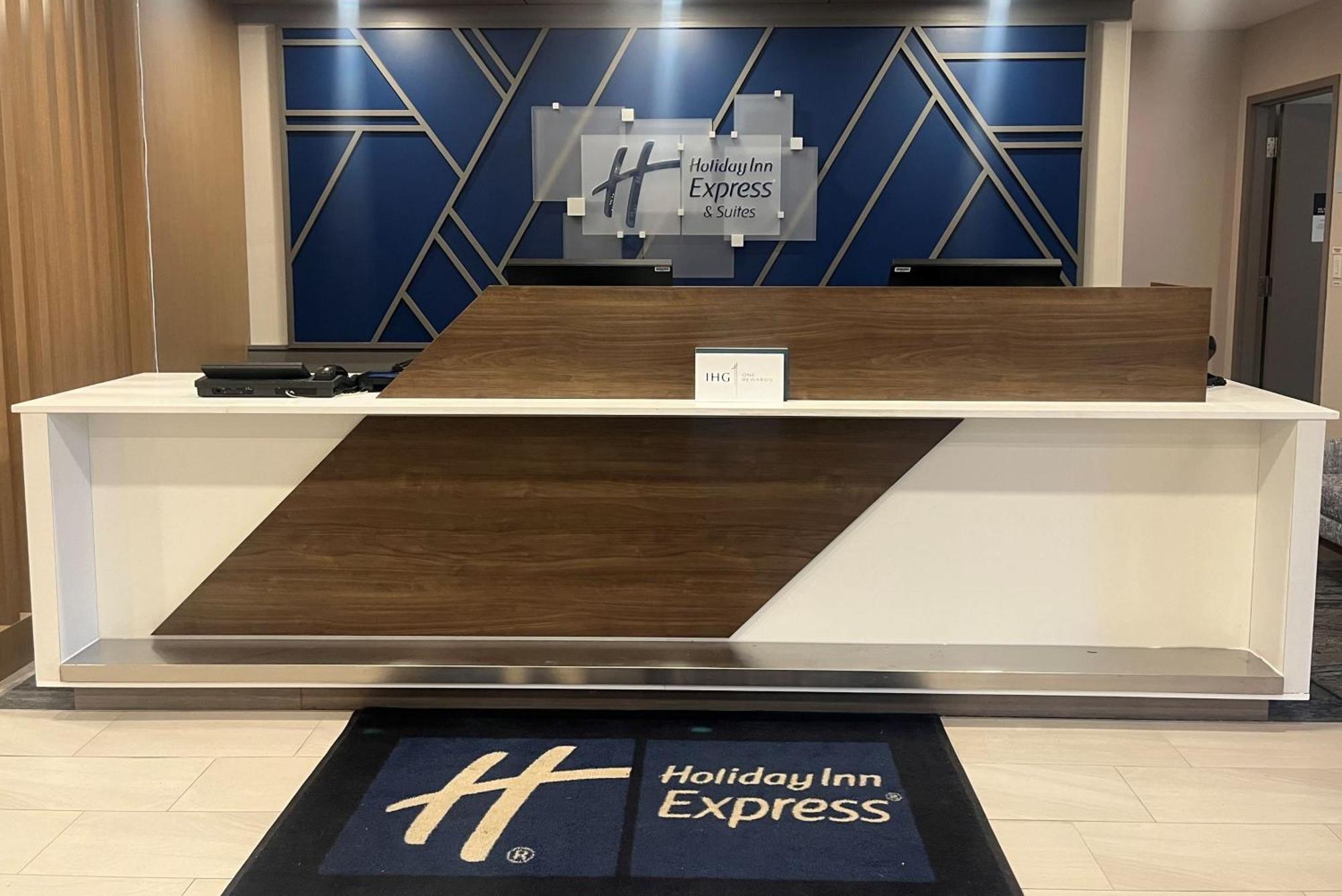 Holiday Inn Express & Suites Huntsville By Ihg Экстерьер фото
