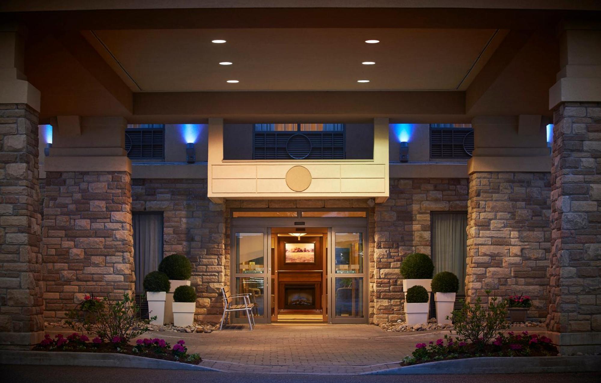 Holiday Inn Express & Suites Huntsville By Ihg Экстерьер фото