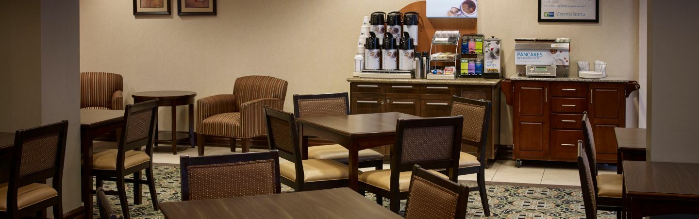 Holiday Inn Express & Suites Huntsville By Ihg Экстерьер фото