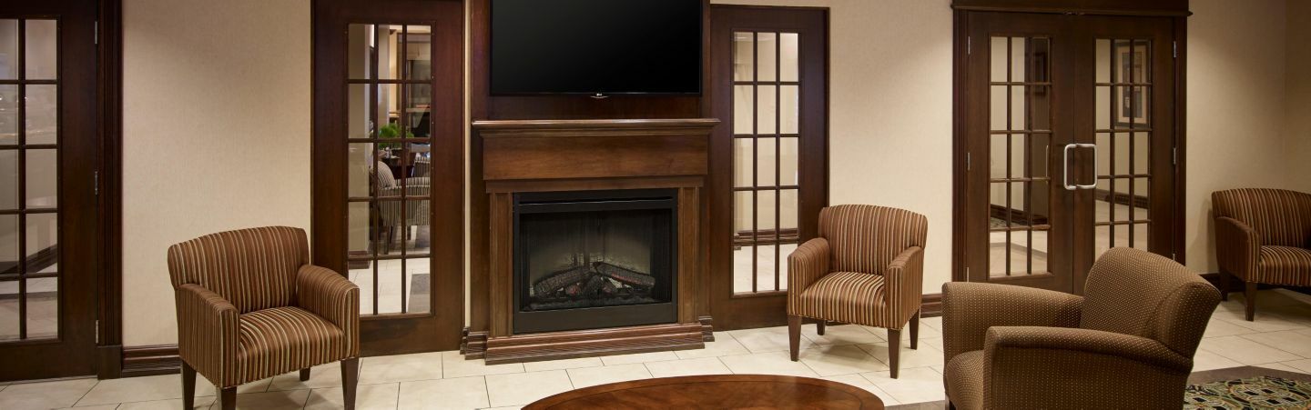 Holiday Inn Express & Suites Huntsville By Ihg Экстерьер фото